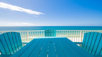 Condo, 3 Bedrooms | Outdoor dining