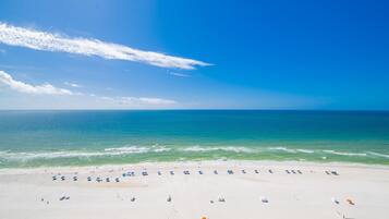 Appartement, 3 slaapkamers | Strand | Accommodatie ligt op het strand