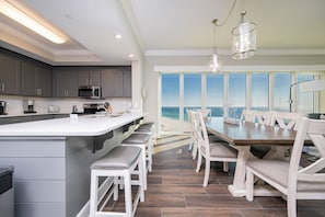 Condo, 4 Bedrooms | Private kitchen | Fridge, oven, coffee/tea maker
