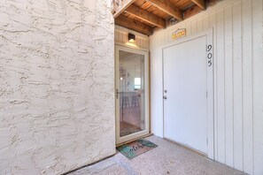 Property grounds - Chamingo 2 Bedroom Condo by Redawning (Rockport)