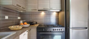 Villa 'Totta' with Private Pool, Wi-Fi and Air Conditioning