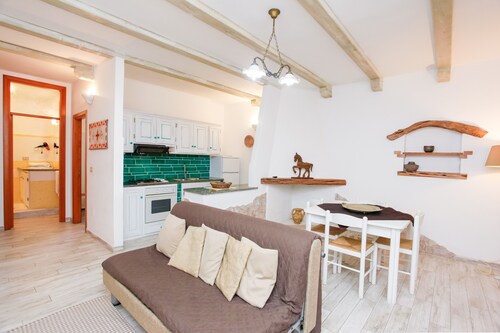 Holiday Home "mirtagru Bilo Mare 2" with Sea View, Private Terrace and Wi-Fi