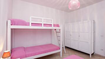 3 Schlafzimmer, Bügeleisen/Bügelbrett, kostenloses WLAN, Bettwäsche