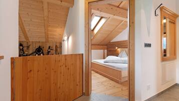 2 Schlafzimmer, BĂŒgeleisen/BĂŒgelbrett, kostenloses WLAN, BettwĂ€sche