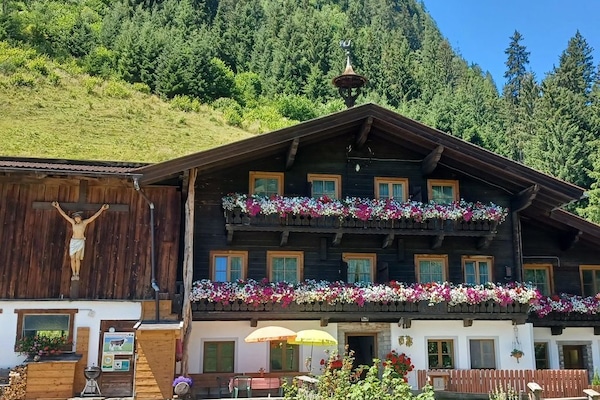 Bruderhof