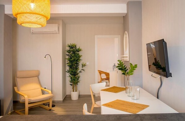 Interior - Apartment "Dolmen De Viera" with Wi-Fi and Air Conditioning (Antequera)