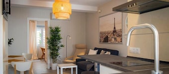 Apartment "Dolmen De Menga" with Wi-Fi & Air Conditioning