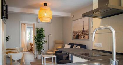 Apartment "Dolmen De Menga" with Wi-Fi & Air Conditioning
