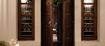 Entire 6BR Heritage Villa D1 Saigon with Workspace FastWiFi for Group and Family