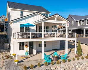 Exterior - Bella Vista at Chelan Lookout Vacation Rentals (Chelan)