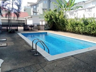 Magnifique Appartement Meublé Avec Piscine à Pointe Noire