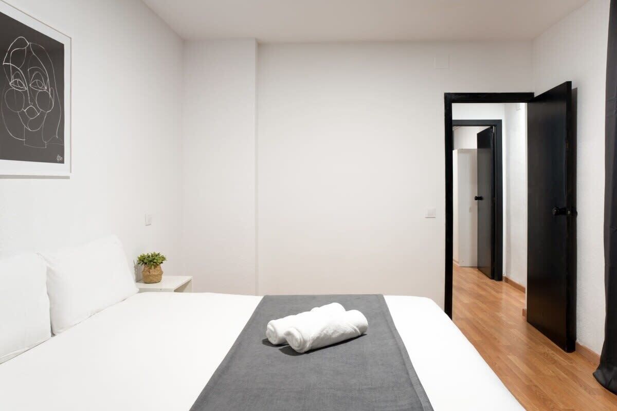 3 間睡房、書桌、熨斗/熨衫板、Wi-Fi