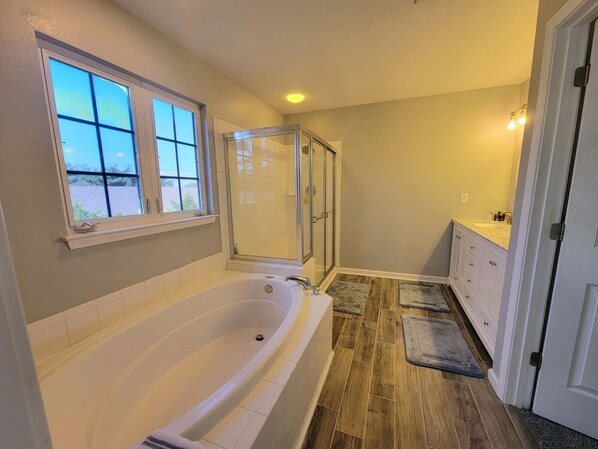 Bathtub