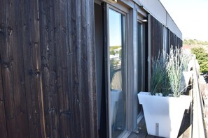 Exterior detail - Res. Lyon Dock Ouest, Lyon, studio for 2 pers. (Lyon)