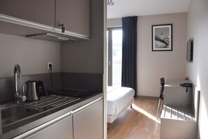 Room - Lyon City Retreat near Sâone River (Lyon)