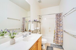 Hair dryer, towels - Getaway w/ Hot Tub: Near Peoria Mountain Preserve! (Peoria)