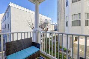 Property grounds - ⭐️Spacious House Pool Grill Bikes Ocean Block⭐️ (Ocean City)