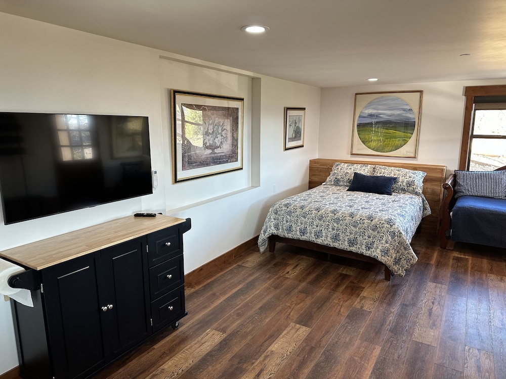 Murphys/Angels Camp/Greenhorn Creek Resort Massive Views Estate