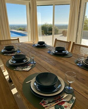 Dining - Casa Tin Tin with swimming pool 10 minutes from Fuseta beach (Moncarapacho)