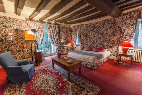 Tout à Côté 3.4km Le zoo de L.f. Manoir de Ville Avec ses Poutres de Charmes