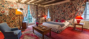 Tout à Côté 3.4km Le zoo de L.f. Manoir de Ville Avec ses Poutres de Charmes