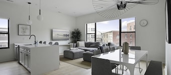 The Exclusive- 7 Bed, 6 Bath Retreat