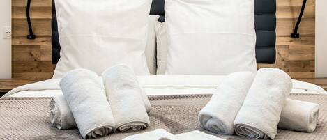 1 chambre, fer et planche à repasser, Wi-Fi gratuit, draps fournis