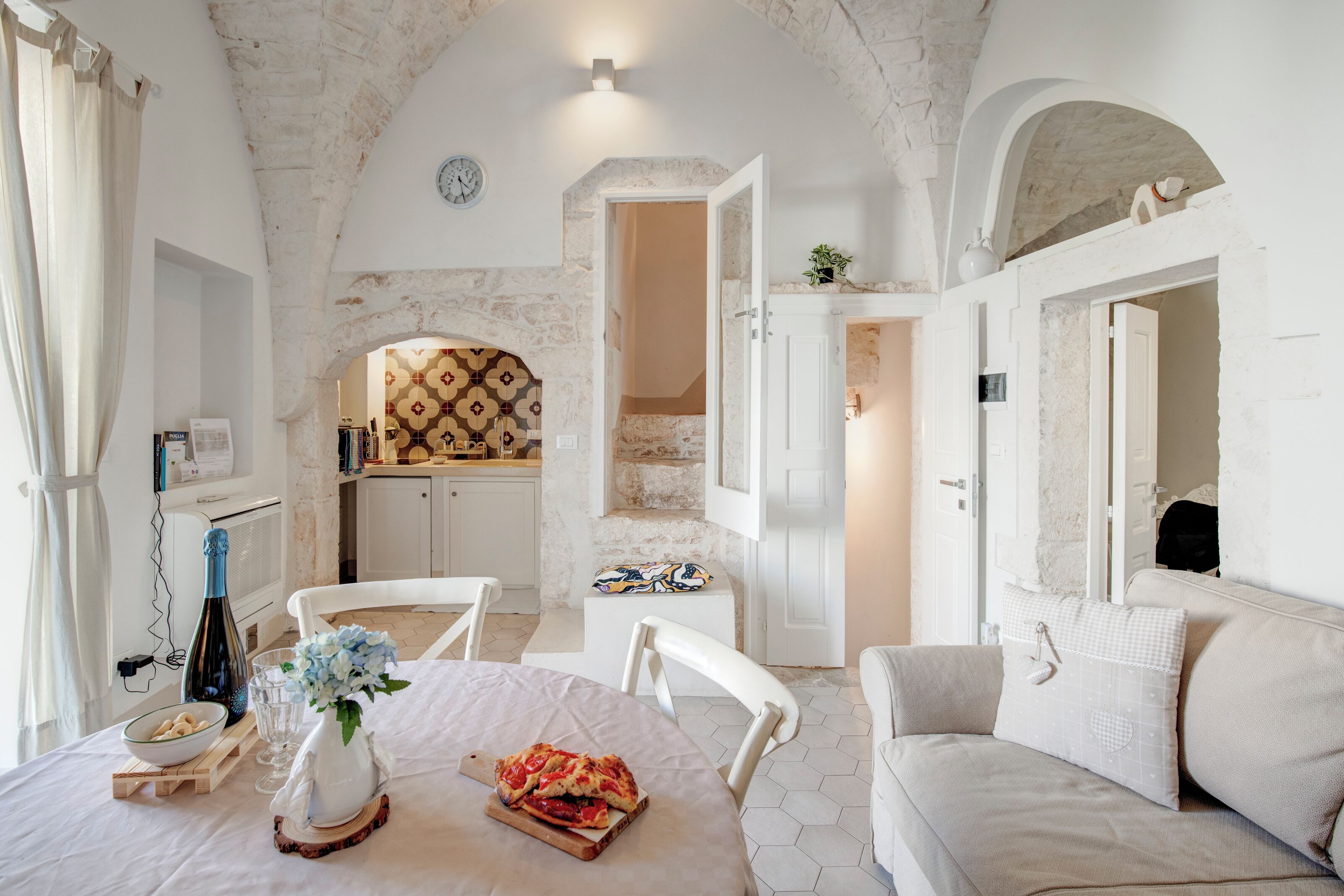 تلفزيون، كُتُب