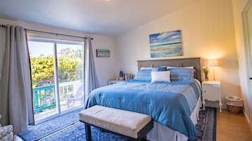 4 bedrooms, travel cot, WiFi, bed sheets