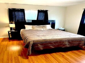 3 bedrooms, iron/ironing board, free WiFi, bed sheets