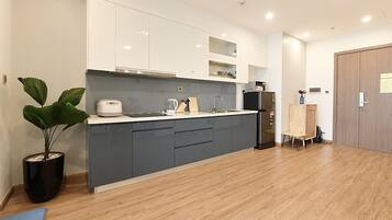 Highchair, dining tables