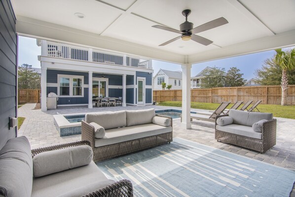 Terrace/patio