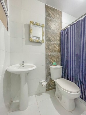 Douche, séchoir à cheveux