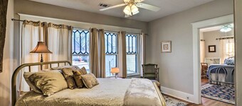 Georgetown Vacation Rental Close to Town Square!