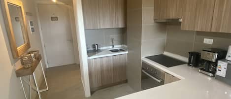 ダイニングテーブル