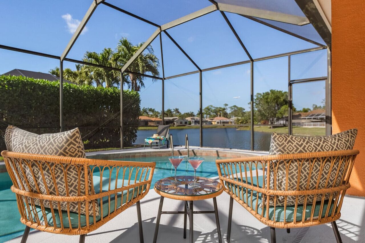 Lakeview Villa*lovely pool home in gated community