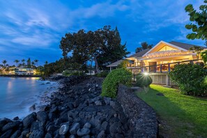 Exterior - Hale Kope Kai: Ocean View Cliffside Home w/ Private Pool, Lanai and Jacuzzi Tub (Kailua-Kona)