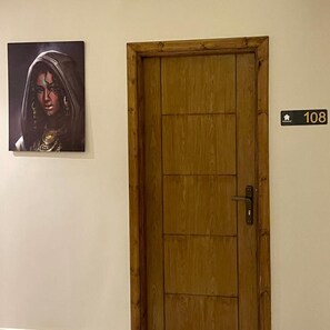 免费 WiFi、床单