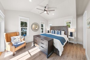 4 Schlafzimmer, Bügeleisen/Bügelbrett, WLAN, Bettwäsche