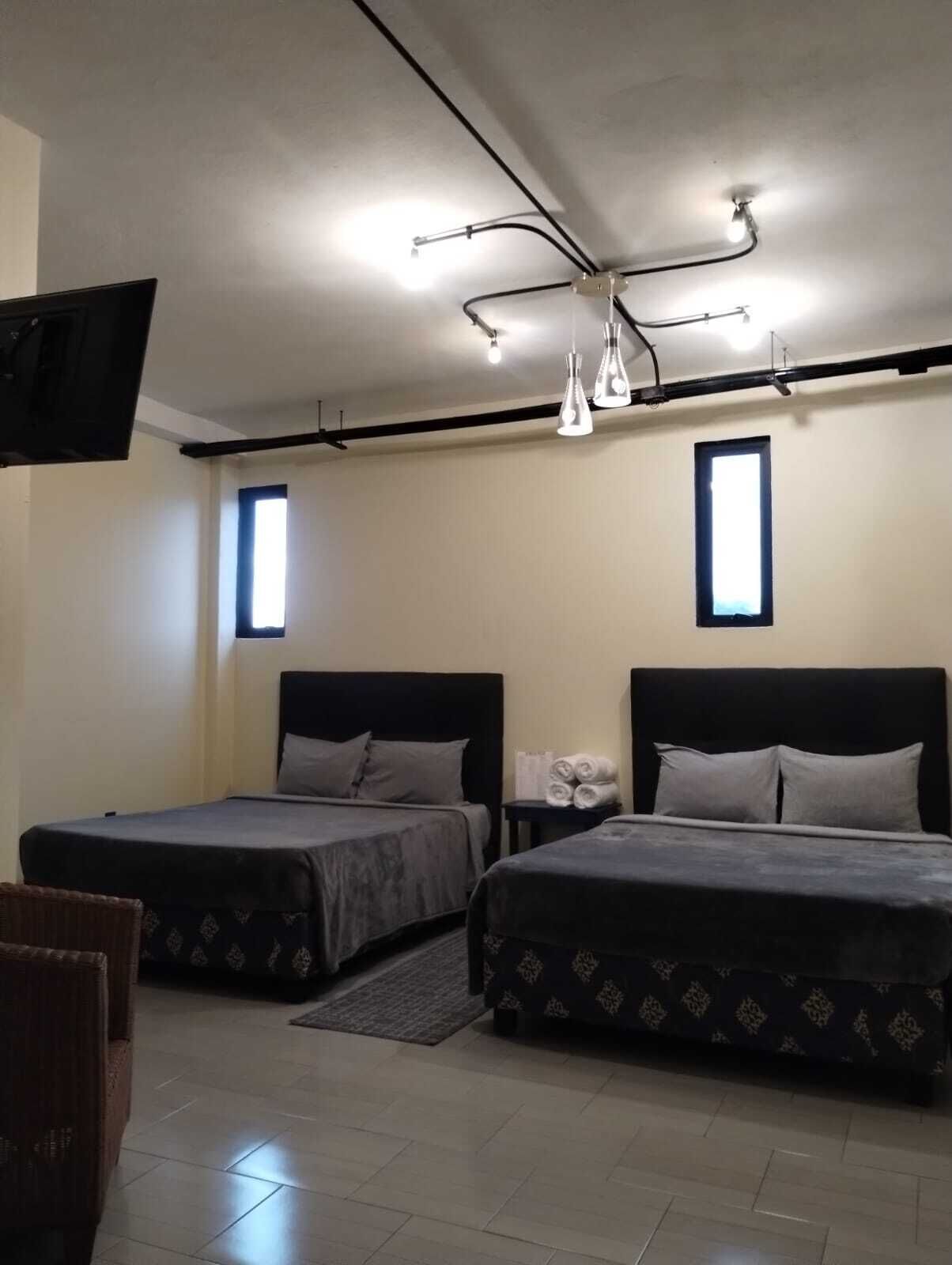 Quarto tradicional, 2 camas Queen | Roupa de cama