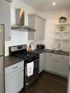 Fridge, microwave, oven, stovetop - Elegant condo in Marblehead's Historic district, steps to the harbor. (Marblehead)