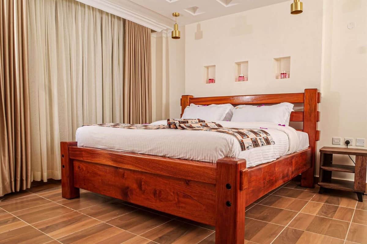 Chambre simple Standard, vue sur la ville | Coffre-fort pour ordinateur portable, bureau