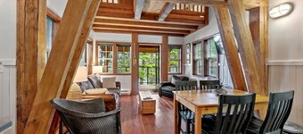 Ocean Views from 2 Decks! Beachfront ⎮ Amphitrite