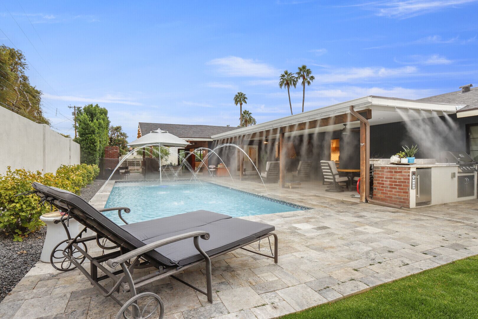  Good Vibes meet Luxury at The H - Commercial heater, 3 fireplaces & HEATED POOL
