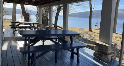 Moonlight Manor on Keuka Lake in Hammondsport