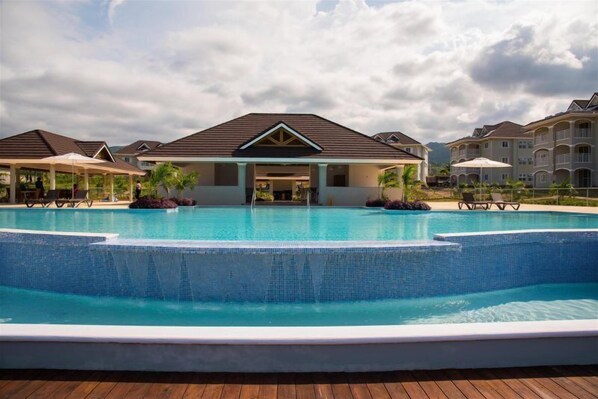 Alberca al aire libre