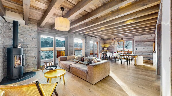 TV, fireplace, DVD player - Ecureuil noir COSY & QUIET chalet 10 personnes (Vex)