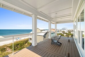 Property grounds - Kanani: 4th of July week now available as a Friday or Saturday check in! (Cape San Blas)