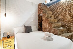 2 chambres, fer et planche Ă repasser, Wi-Fi gratuit, draps fournis