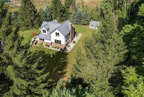 The Cherry Hill House